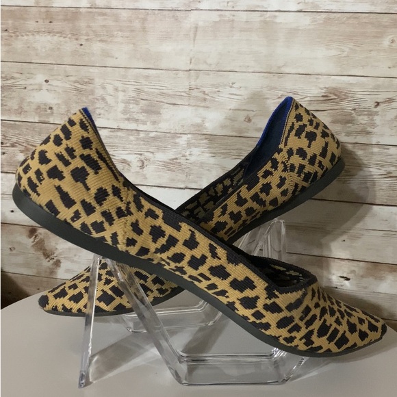 ROTHY’S Cheetah THE POINT SlipOn Ballet Flats Sz 11 - Picture 2 of 3
